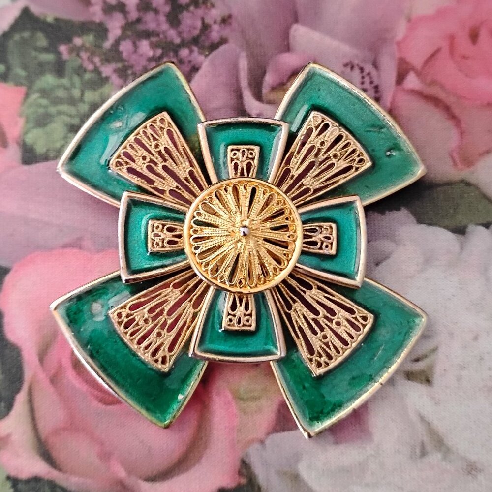 ❤️Vintage VENDOME Large Green Enamel Maltese Cross Brooch Pin